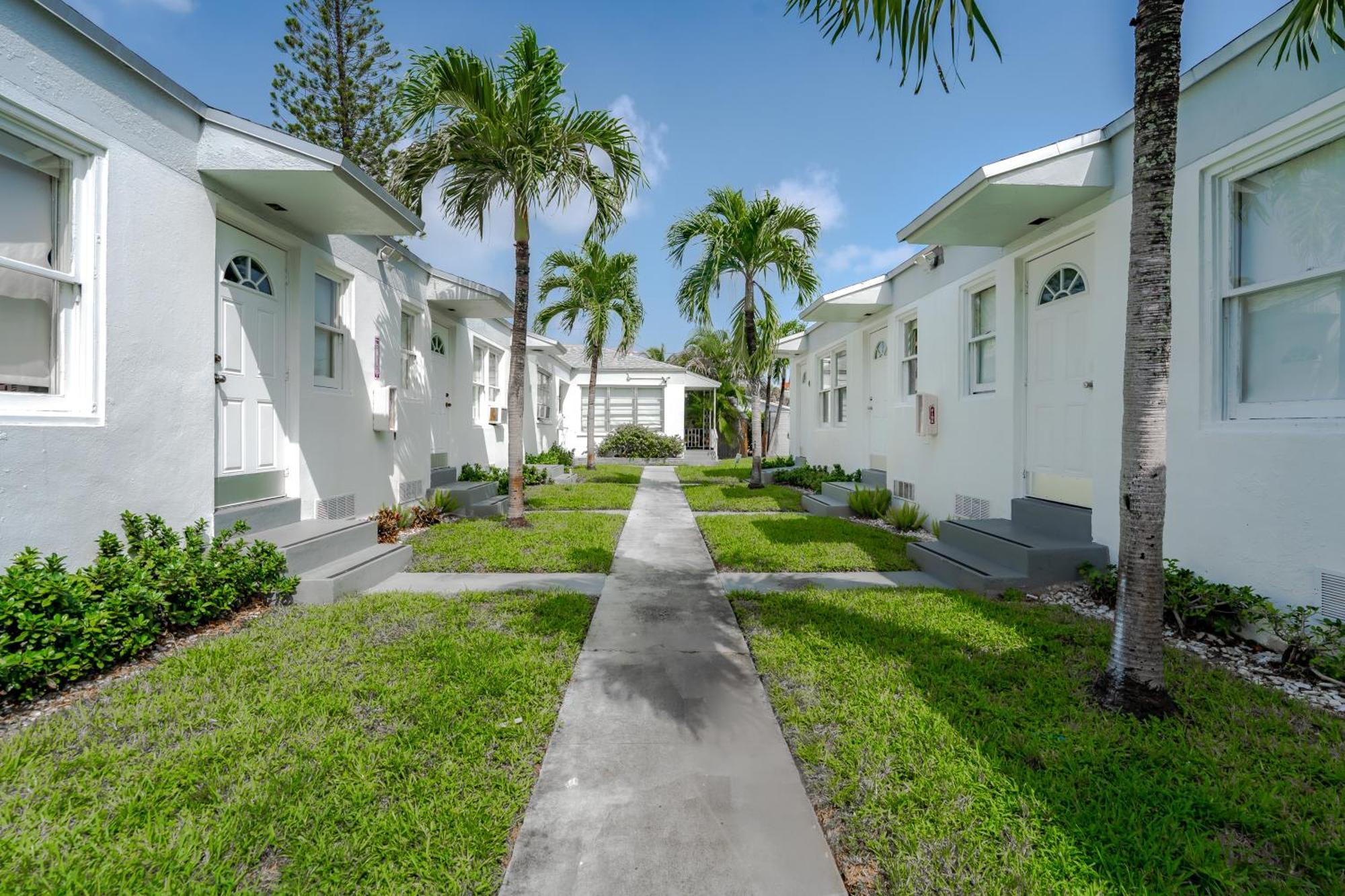 Praia Hotel Hollywood Eksteriør bilde